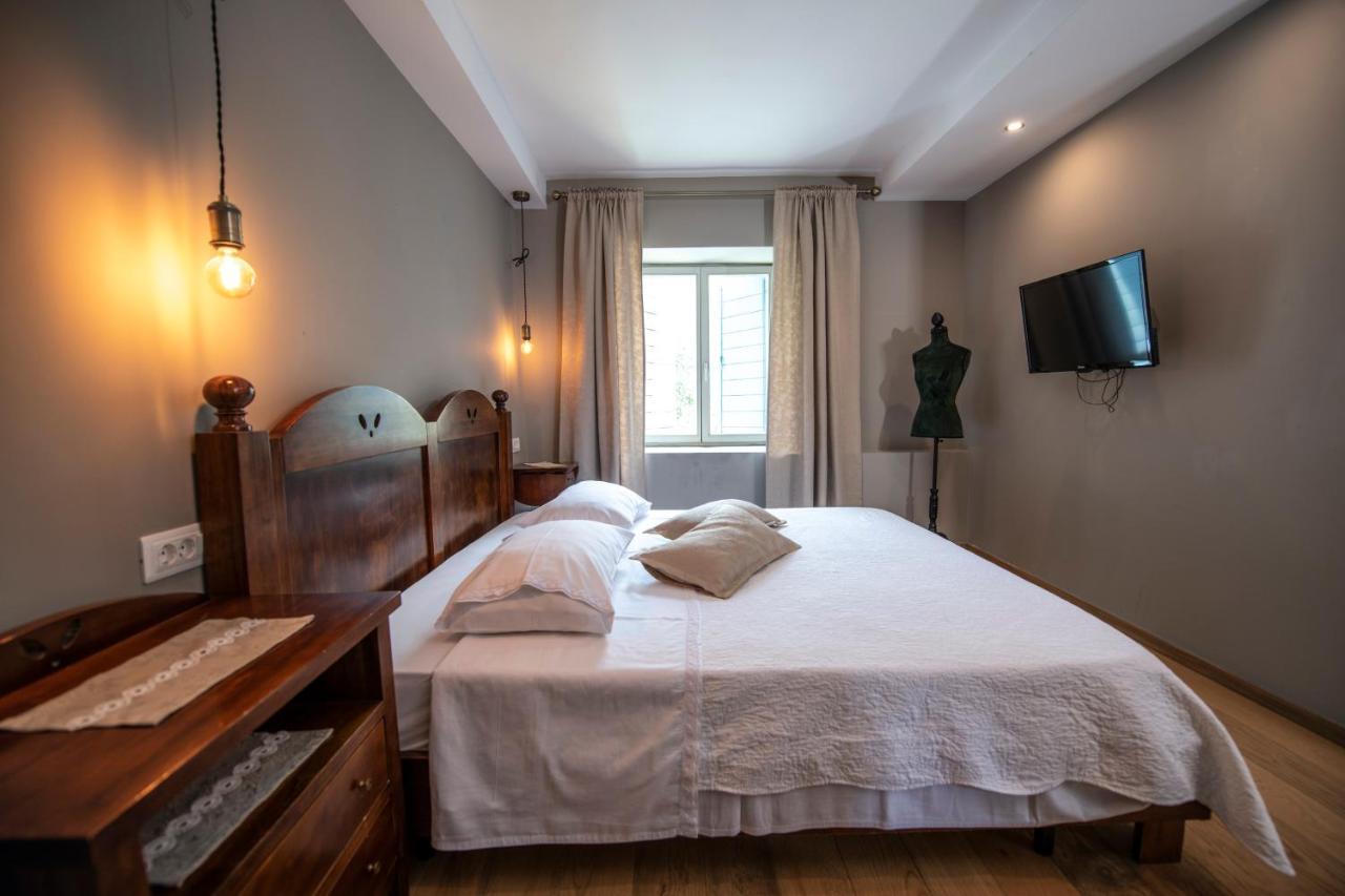 Villa Lav Bale Bagian luar foto