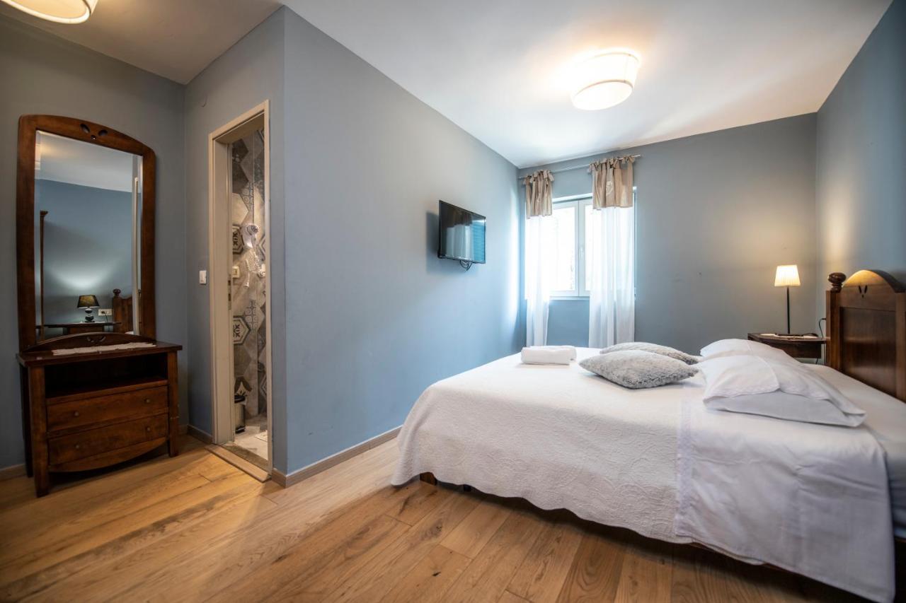 Villa Lav Bale Bagian luar foto